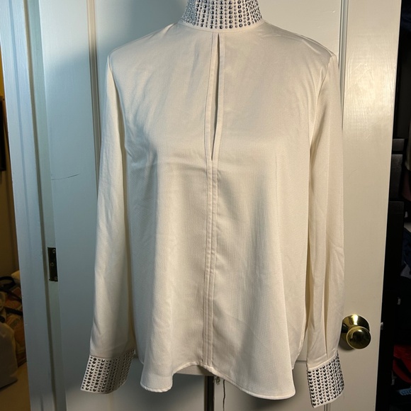 NWT H&M | Crepe Blouse w/silver studs | Women's small | Off white | Long Sleeve - Picture 7 of 9